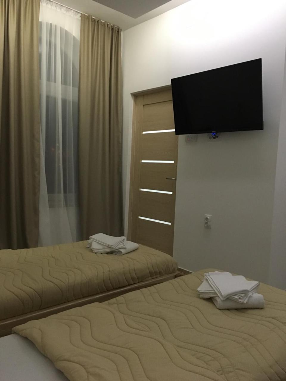 Apartmani Diksi ซเรนยานิน ภายนอก รูปภาพ