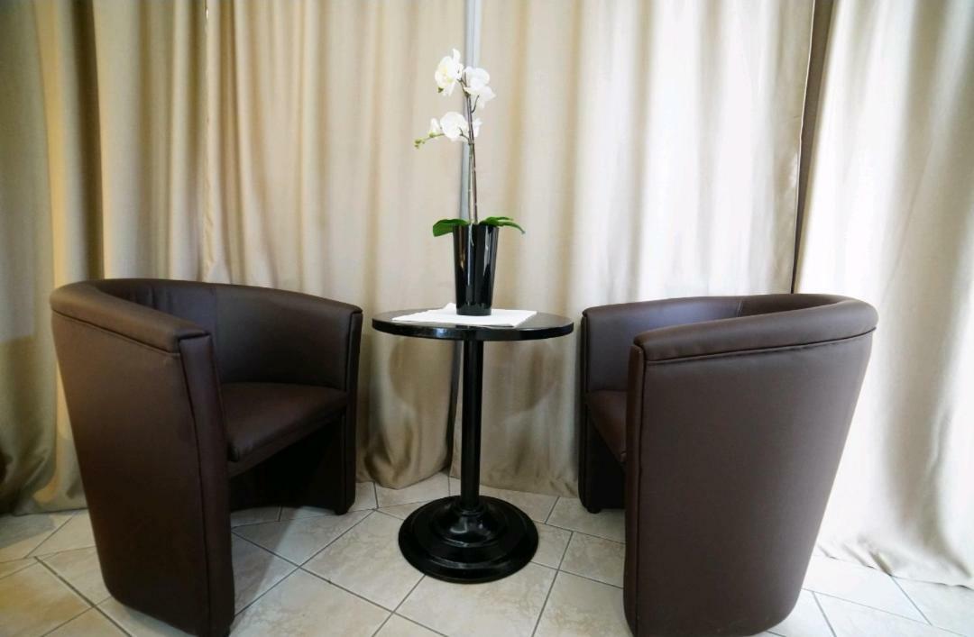 Apartmani Diksi ซเรนยานิน ภายนอก รูปภาพ
